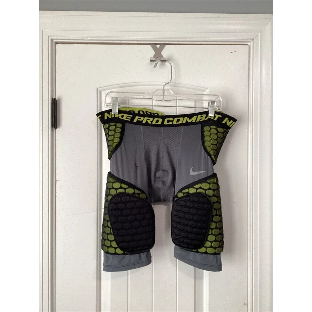 nike pro combat‎ padded compression shorts Men's M